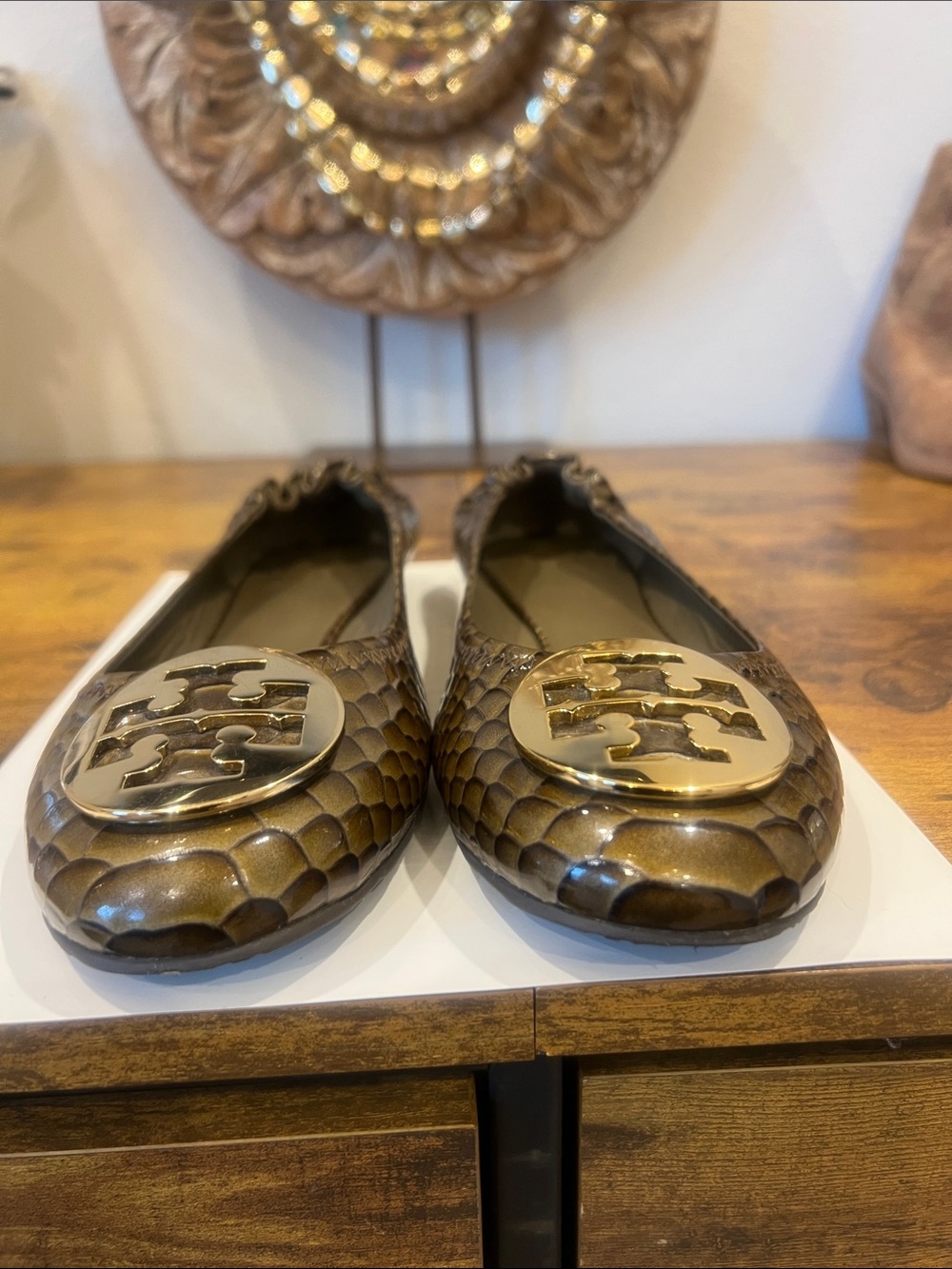 Tory Burch Olive Green Snake Print Flats with large logo medallion - Picture 3 of 10